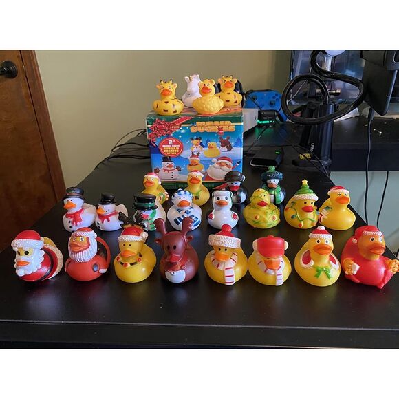 Joyin 24 PCS Christmas Rubber Duck for Stocking Stuffers Bath Toys - Picture 3 of 5